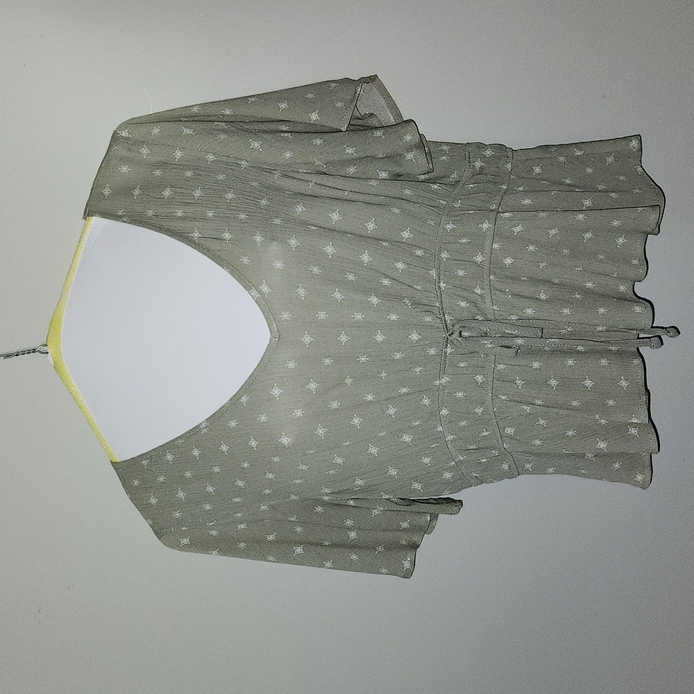 SO green top, size L